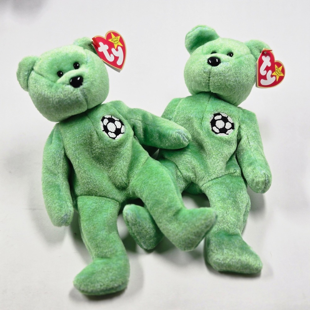 Lot 2 TY Beanie Babies Kicks Bear 1998 Green Soccer Plush With Tags